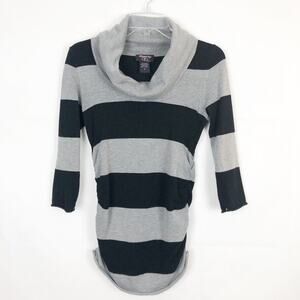 Hooked Up Y2K Vintage Retro Organic Cotton Quiet Luxury Career Office Sweater S